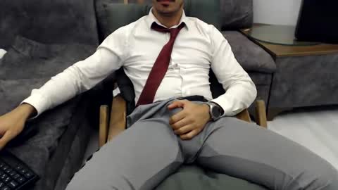 dirtyybooyy77 online show from May 24, 11:10 pm
