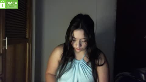 Snapshot of dirtyymom chatting on November 5, 4:01 am dirtyymom online show from November 5, 4:01 am