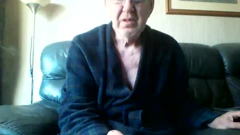 Snapshot of discovery63 chatting on January 10, 2:02 pm discovery63 online show from January 10, 2:02 pm