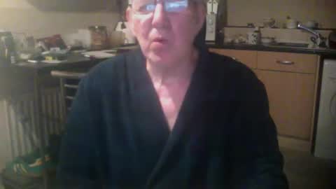 Snapshot of discovery63 chatting on January 12, 8:14 pm discovery63 online show from January 12, 8:14 pm