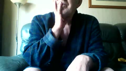 Snapshot of discovery63 chatting on March 2, 11:50 am discovery63 online show from March 2, 11:50 am