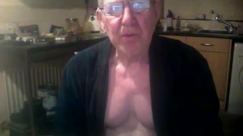 Snapshot of discovery63 chatting on March 2, 8:18 pm discovery63 online show from March 2, 8:18 pm