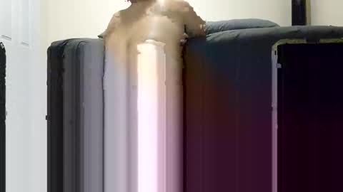 Snapshot of discreetdwarf88 chatting on November 6, 2:12 am Discreetdwarf88 online show from November 6, 2:12 am