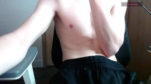 Snapshot of disorderlyslut chatting on February 10, 1:48 pm disorderlyslut online show from February 10, 1:48 pm