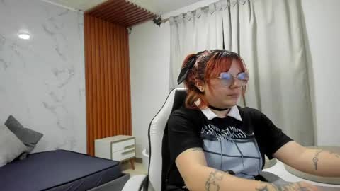 dita bundy online show from May 27, 1:24 am
