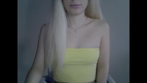 DitaMilton online show from December 18, 12:29 pm