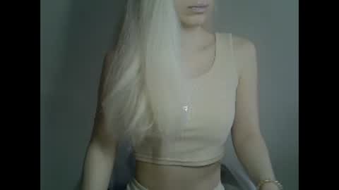 DitaMilton online show from March 12, 10:37 am