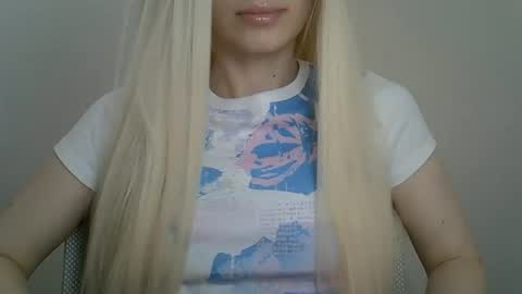 DitaMilton online show from July 15, 10:20 am