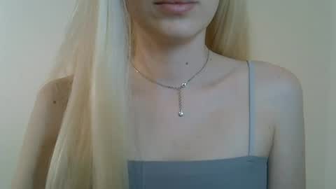 DitaMilton online show from July 18, 8:34 pm