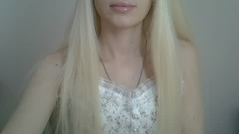 DitaMilton online show from August 8, 10:17 am