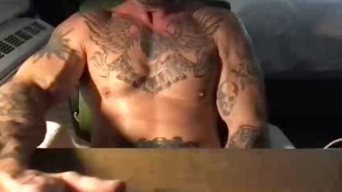 Snapshot of divermedic13 chatting on December 17, 5:13 am divermedic13 online show from December 17, 5:13 am