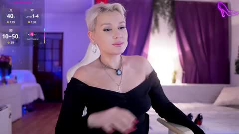 Miss Kim online show from February 9, 10:14 pm