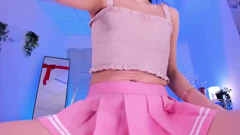 AKITA MEW MEW Follow  online show from March 10, 7:13 am