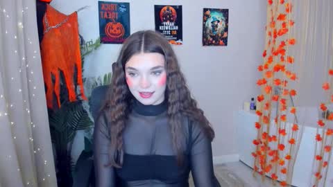 Hannah online show from October 13, 11:32 am