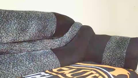 Snapshot of divineassgoddess chatting on February 17, 3:36 am divineassgoddess online show from February 17, 3:36 am