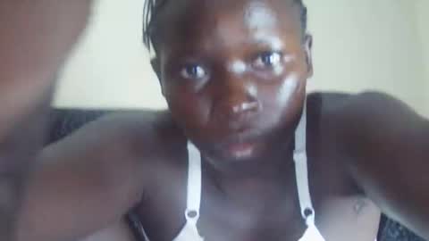 Snapshot of divineassgoddess chatting on February 23, 12:19 am divineassgoddess online show from February 23, 12:19 am