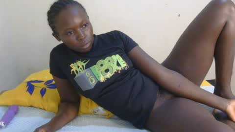 Snapshot of divineassgoddess chatting on July 4, 1:12 am divineassgoddess online show from July 4, 1:12 am