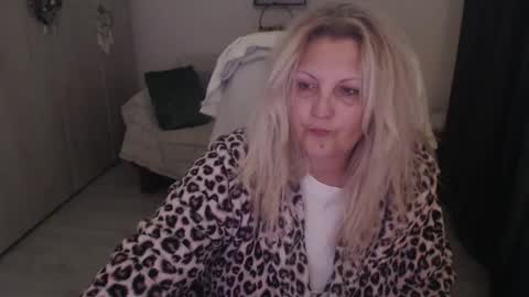 Alexxa online show from April 9, 11:43 pm