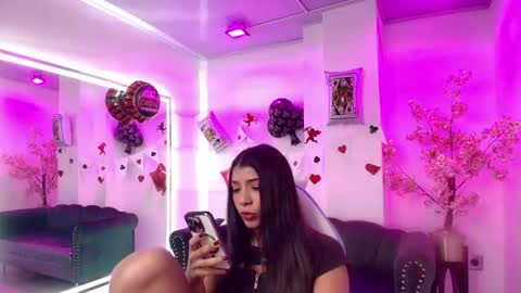 Cloe  online show from February 19, 11:39 am