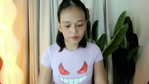 Crystal mae online show from April 18, 2:32 pm