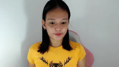 Snapshot of divinegoddness chatting on April 30, 8:57 pm Crystal mae online show from April 30, 8:57 pm