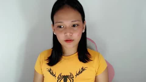 Snapshot of divinegoddness chatting on May 20, 2:23 pm Crystal mae online show from May 20, 2:23 pm