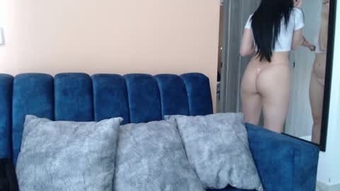 Snapshot of divineisis chatting on April 27, 12:36 pm Hera online show from April 27, 12:36 pm
