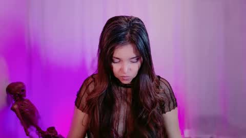 Snapshot of divinelynn chatting on February 10, 12:29 pm DivineLynn online show from February 10, 12:29 pm