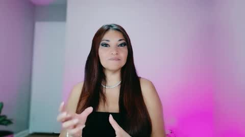 DivineLynn online show from November 6, 3:57 pm