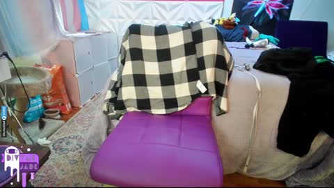 Jade Divyne online show from December 11, 6:42 pm