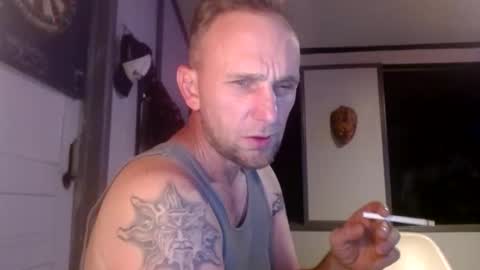 Snapshot of dix_yadown chatting on May 27, 9:28 am dix_yadown online show from May 27, 9:28 am