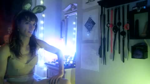 Snapshot of dixie_doll chatting on September 13, 6:24 am Dixie Doll online show from September 13, 6:24 am