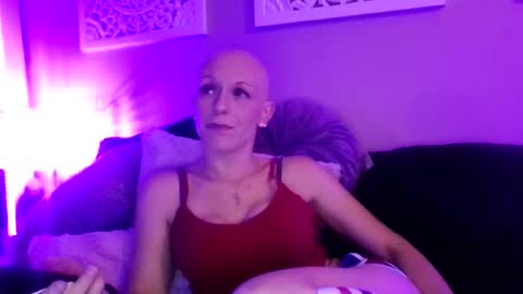 Snapshot of dixieglam chatting on September 22, 9:11 am dixieglam online show from September 22, 9:11 am