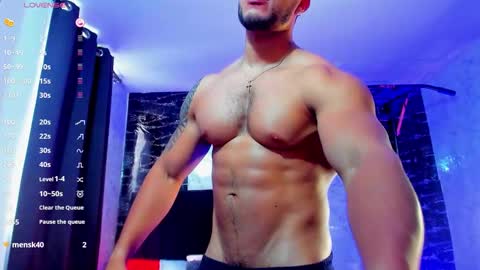 Snapshot of dixon_ray_ chatting on February 28, 9:49 pm Dixon online show from February 28, 9:49 pm