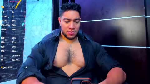 Snapshot of dixon_ray_ chatting on May 13, 2:09 am Dixon online show from May 13, 2:09 am