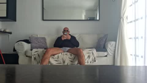 dixy6969 online show from March 1, 9:33 am