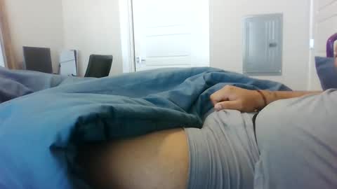 Snapshot of dj9469615 chatting on September 21, 2:08 pm dj9469615 online show from September 21, 2:08 pm