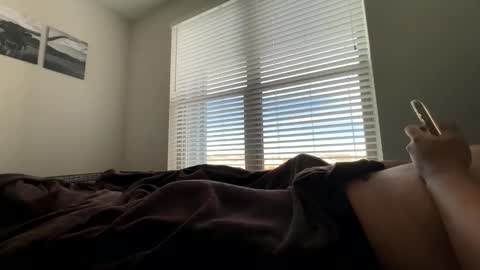 Snapshot of dj9469615 chatting on February 7, 4:22 pm dj9469615 online show from February 7, 4:22 pm