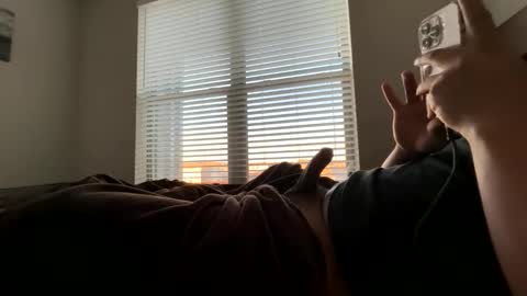 Snapshot of dj9469615 chatting on February 8, 2:20 pm dj9469615 online show from February 8, 2:20 pm