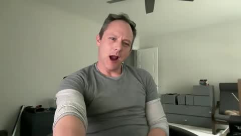 Snapshot of dj_diesel_rat chatting on January 27, 5:37 pm dj_diesel_rat online show from January 27, 5:37 pm