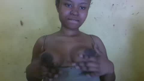 Snapshot of djami534591 chatting on November 10, 10:25 am djami534591 online show from November 10, 10:25 am