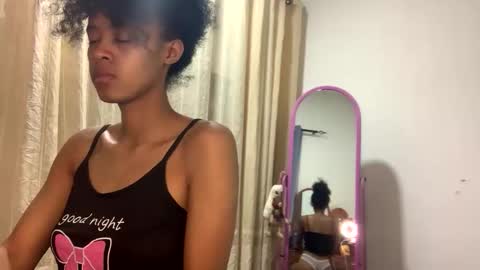 Snapshot of djayanah chatting on February 19, 4:47 pm djayanah online show from February 19, 4:47 pm