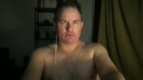 Snapshot of djswpy chatting on February 11, 7:13 am TriflinYoBitch online show from February 11, 7:13 am