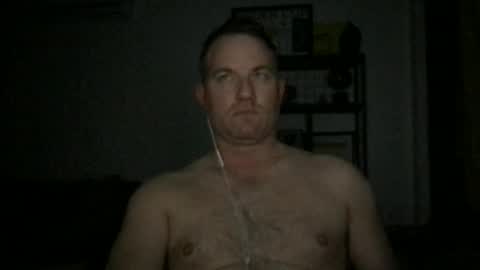 Snapshot of djswpy chatting on March 13, 5:25 am TriflinYoBitch online show from March 13, 5:25 am