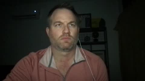 Snapshot of djswpy chatting on March 24, 7:13 am TriflinYoBitch online show from March 24, 7:13 am