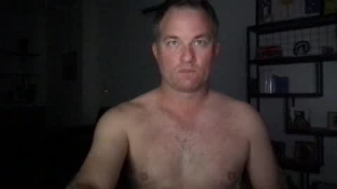 TriflinYoBitch online show from September 10, 2:22 am