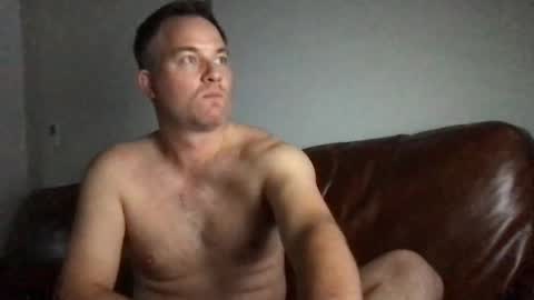 TriflinYoBitch online show from October 17, 1:25 pm