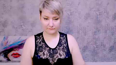 djullia online show from February 1, 7:05 am