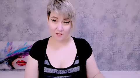 djullia online show from September 27, 5:12 am