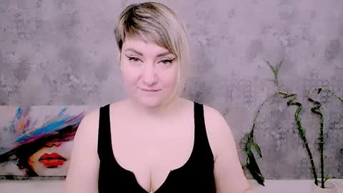 Snapshot of djullia chatting on March 6, 7:27 am djullia online show from March 6, 7:27 am